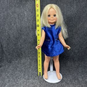 Vtg 1970s Ideal Doll Crissy's Cousin 16in Hair Grows & Retracts Eyes Open/Close